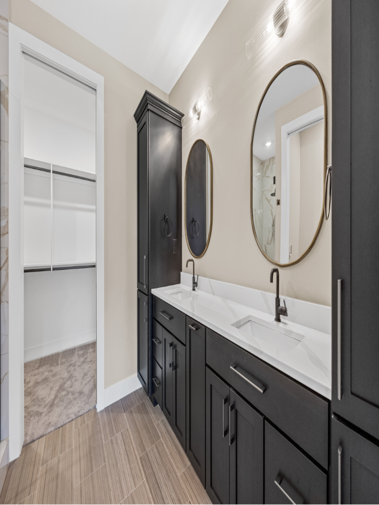 custom bathroom vanities iowa