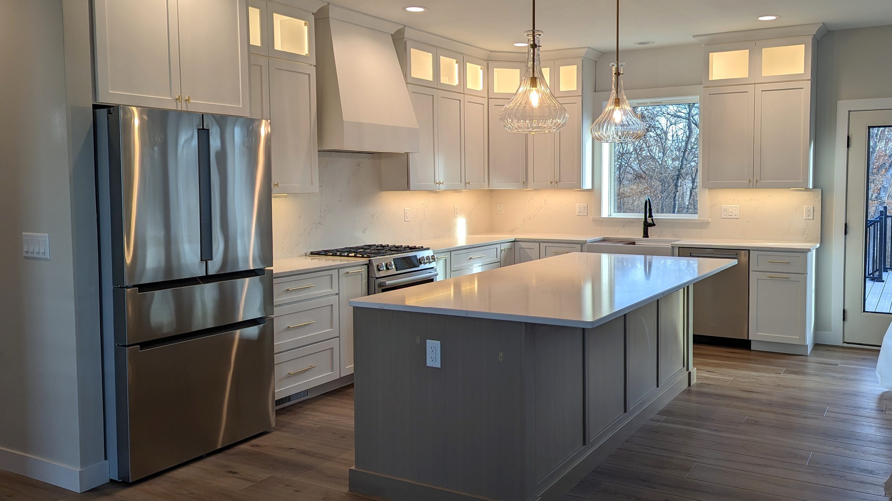 White Shaker Cabinet ideas Iowa